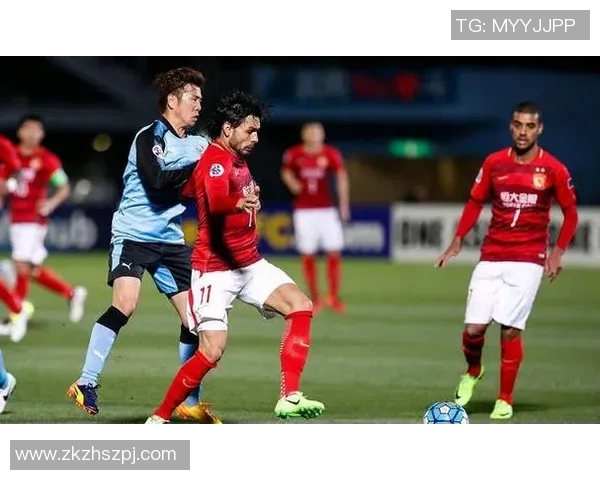 川崎前锋迎战札幌冈萨多争夺联赛关键三分的激烈对决